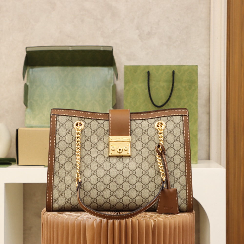 Boutique Quality Gucci Padlock 479197 35