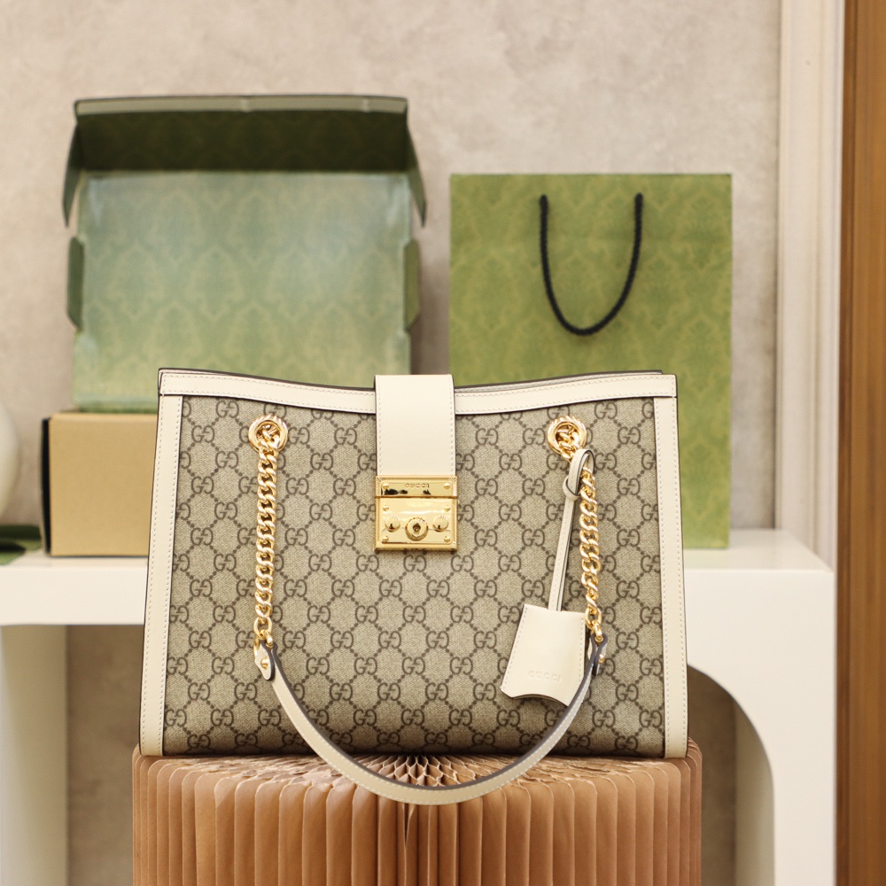 Boutique Quality Gucci Padlock 479197 35
