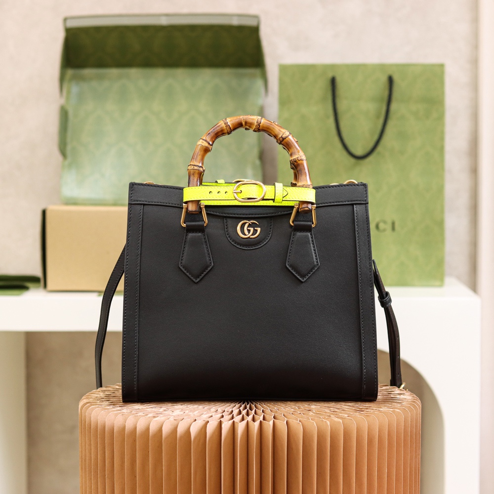 Boutique Quality Gucci Diana Tote 660195 27