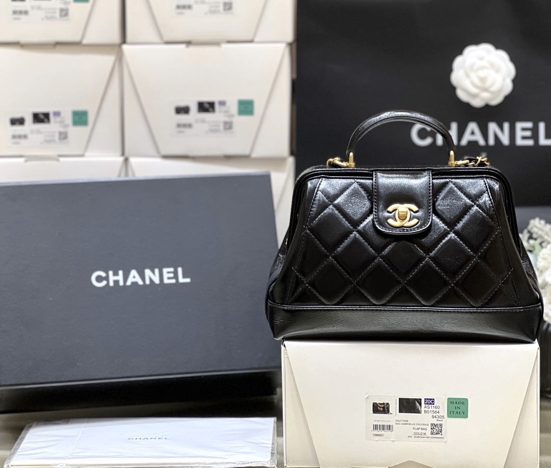 Boutique Quality Chanel 24A Doctor Bag Bodin Joyeux AS4959 23