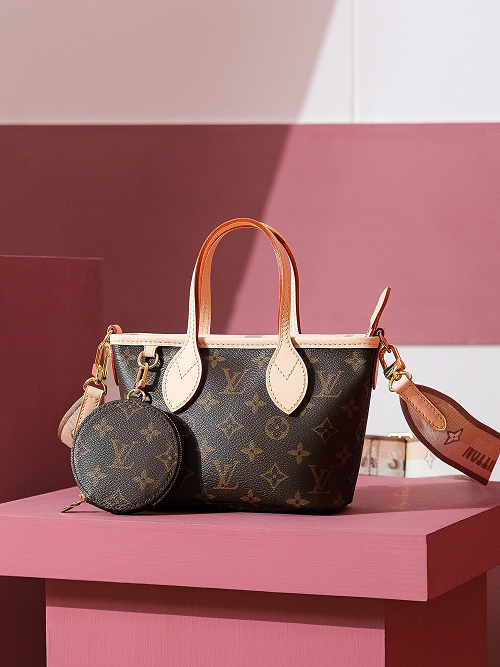 Boutique Quality Louis Vuitton Neverfull BB M46705 24