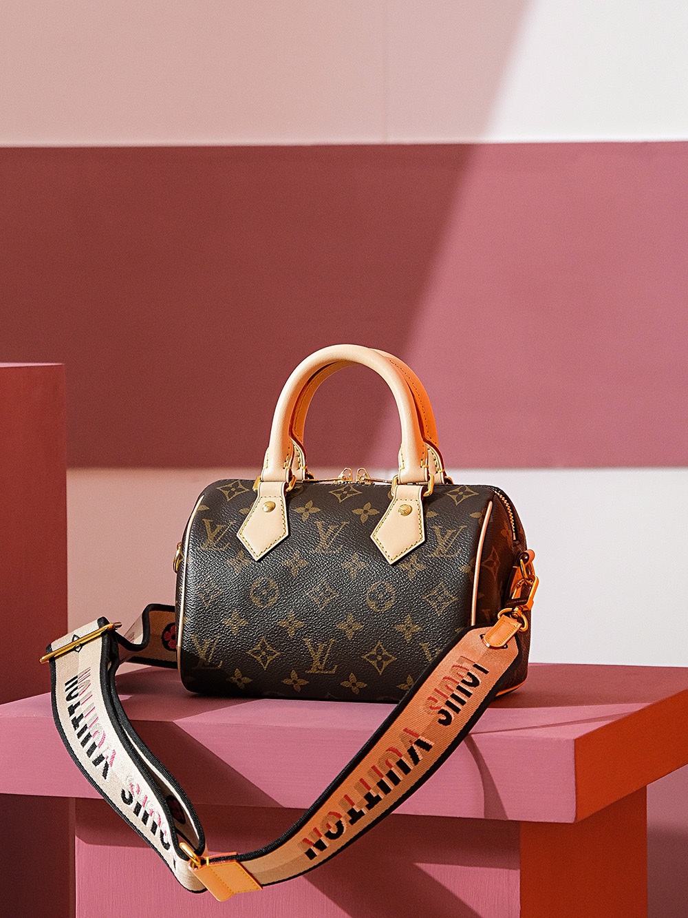 Boutique Quality Louis Vuitton Speedy 20 M46234