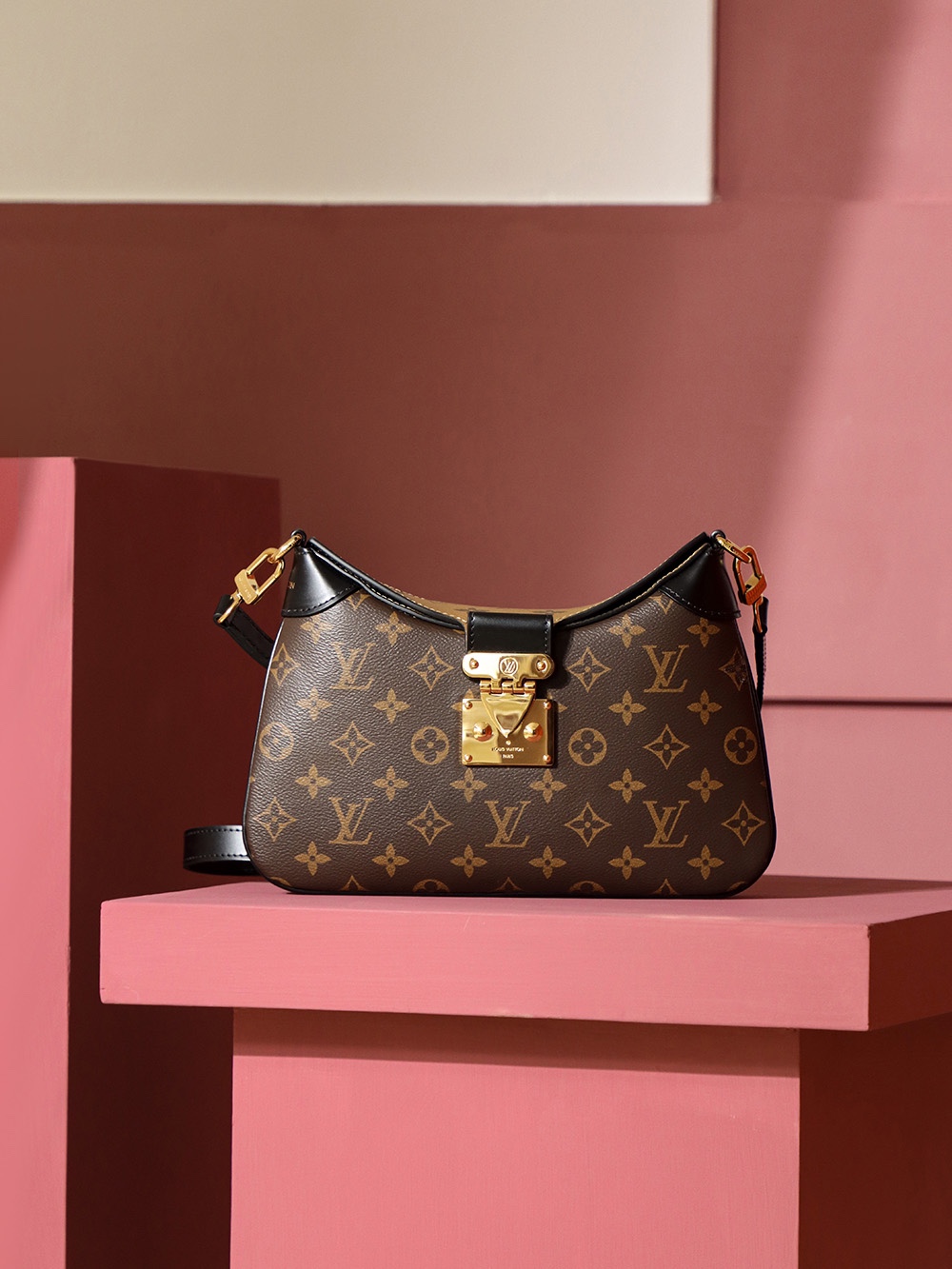 Boutique Quality Louis Vuitton Twinny M46659 29