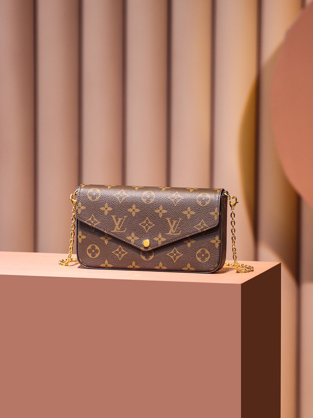 Boutique Quality Louis Vuitton Pochette Félicie M61276 21