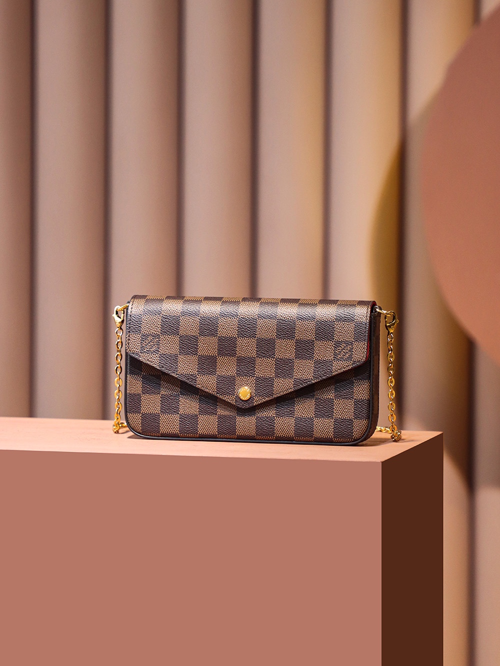 Boutique Quality Louis Vuitton Pochette Félicie N63032 21