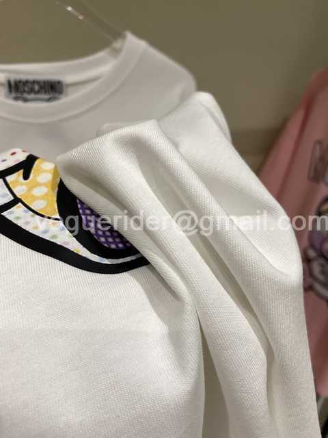 Moschino + cap socks