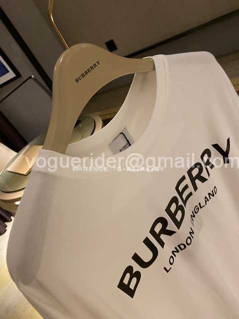 Burberry + cap socks Burberry + cap socks