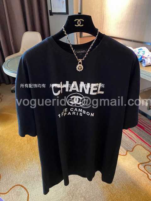 Chanel + cap Chanel + cap