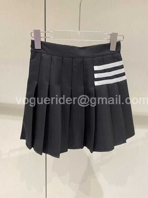 Burberry skirt