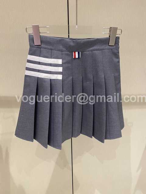 Burberry skirt