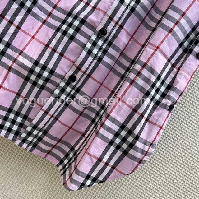 Burberry skirt