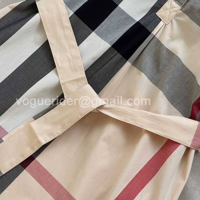 Burberry skirt