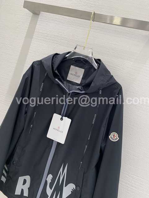 Moncler Costume Moncler Costume