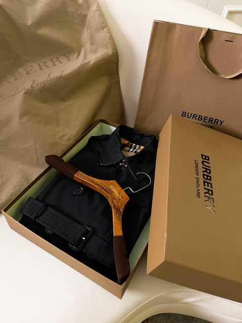 Burberry Trench