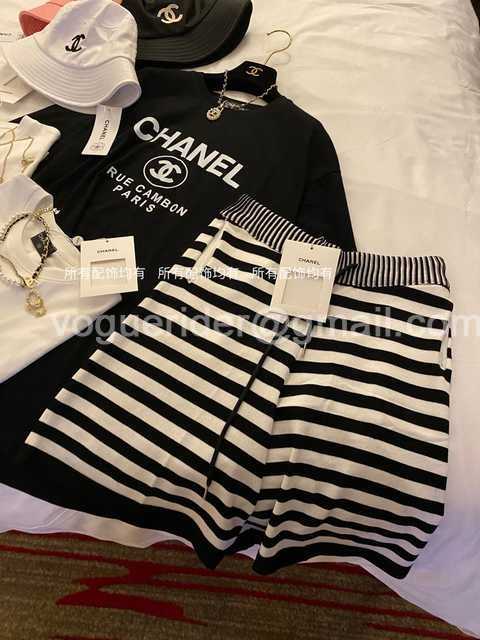 Chanel pants