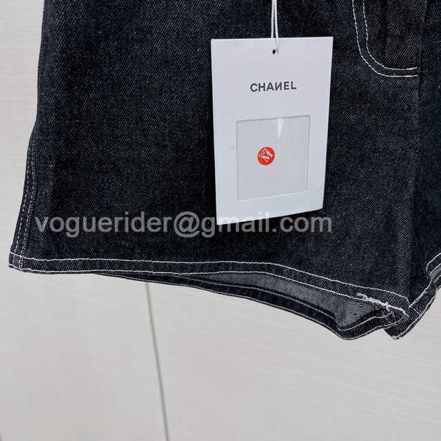 Chanel pants