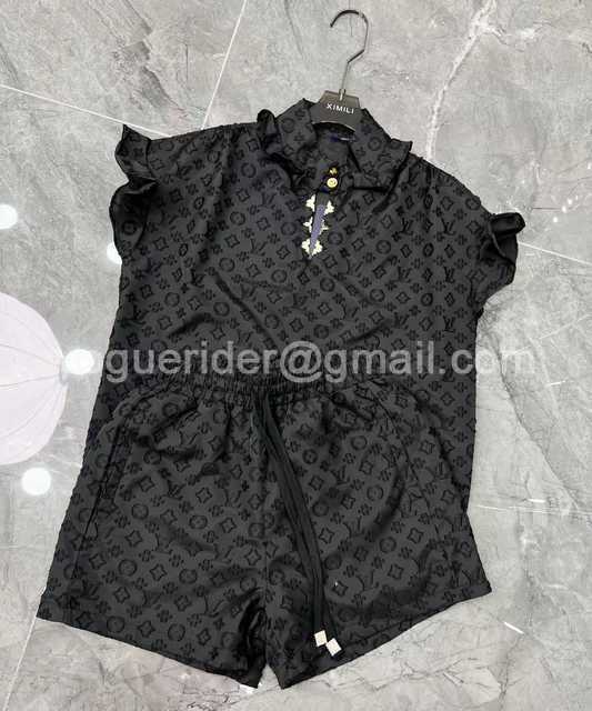 Louis Vuitton suits Louis Vuitton suits