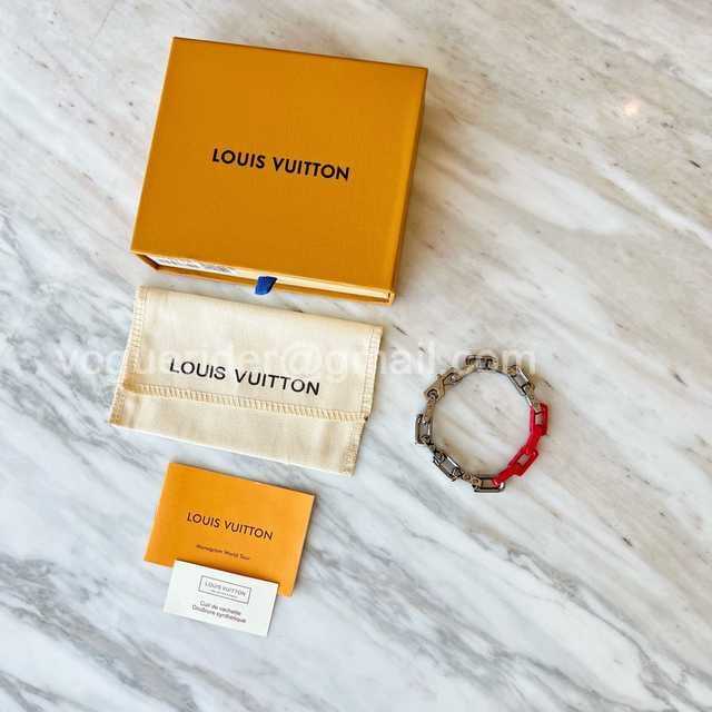 CB10001 LV Bracelet