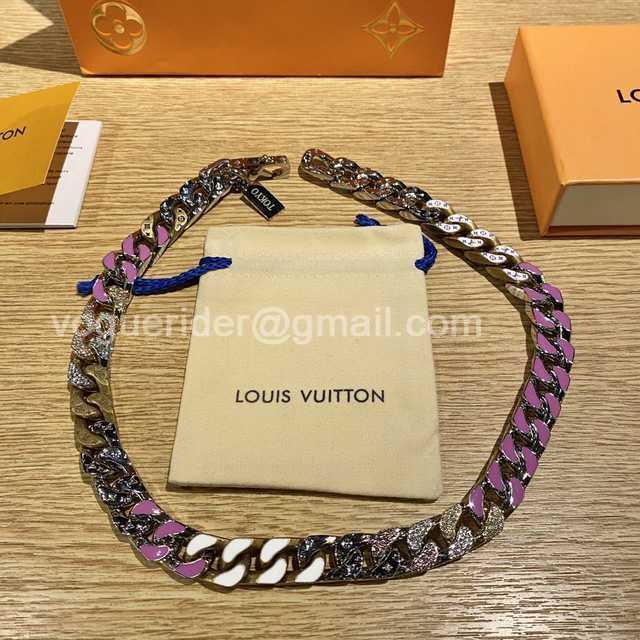 CB10006 LV Necklace
