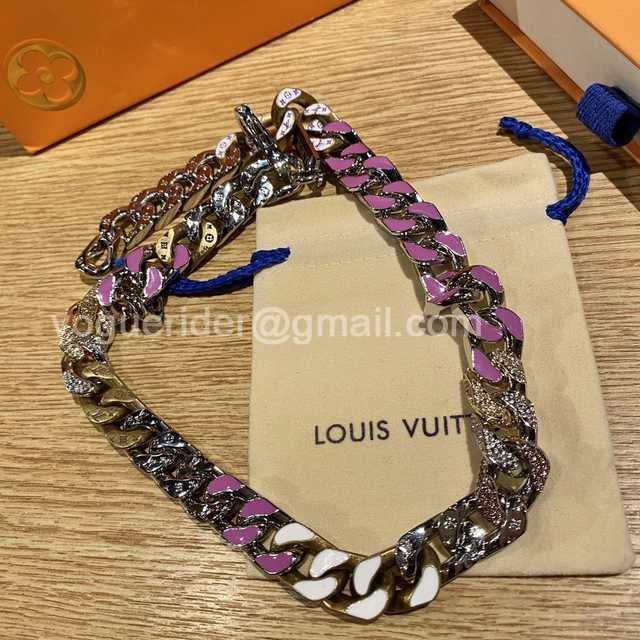 CB10006 LV Necklace