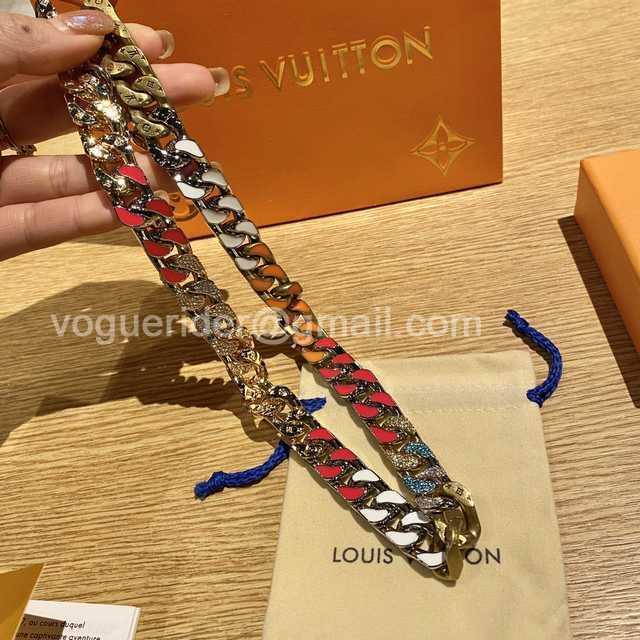 CB10009 LV Necklace