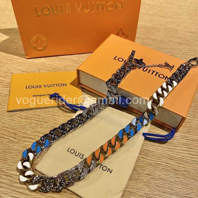 CB10015 LV Necklace