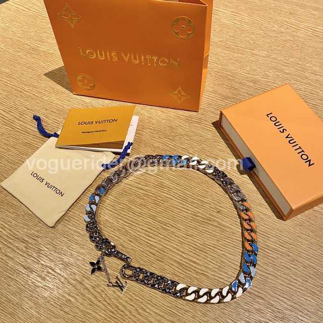 CB10015 LV Necklace