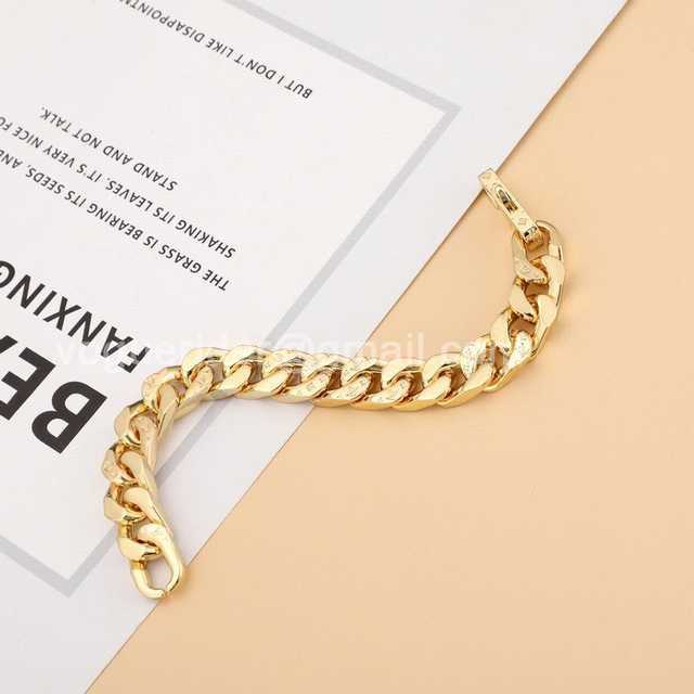 CB10018 LV Bracelet
