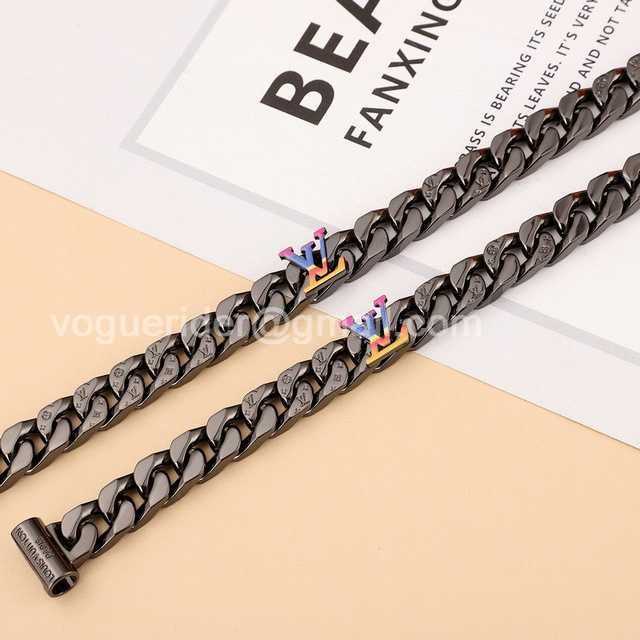 CB10033 LV Necklace