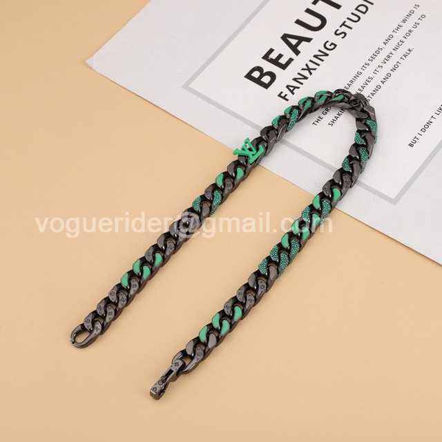 CB10037 LV Necklace CB10037 LV Necklace