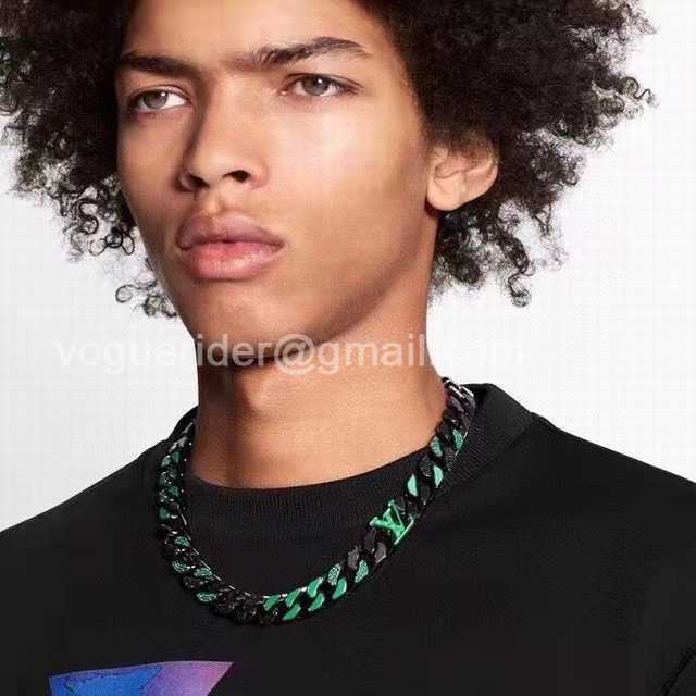 CB10037 LV Necklace CB10037 LV Necklace