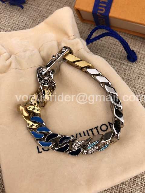 CB10042 LV Bracelet