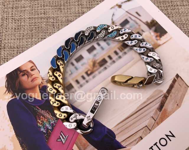 CB10042 LV Bracelet