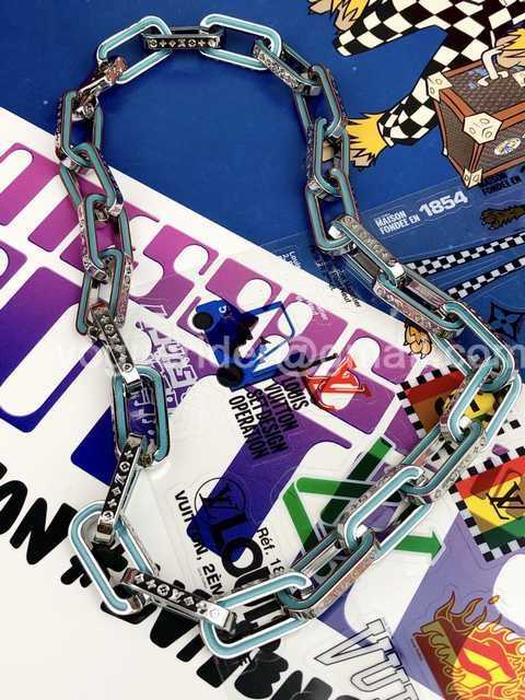 CB10047 LV Necklace