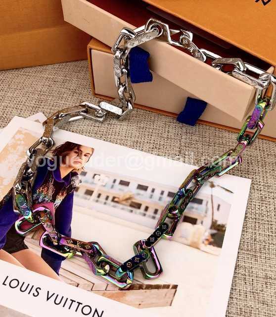 CB10051 LV Necklace