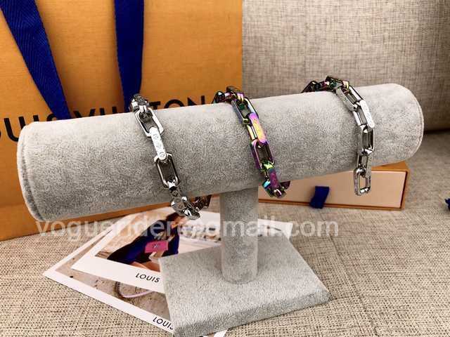 CB10051 LV Necklace