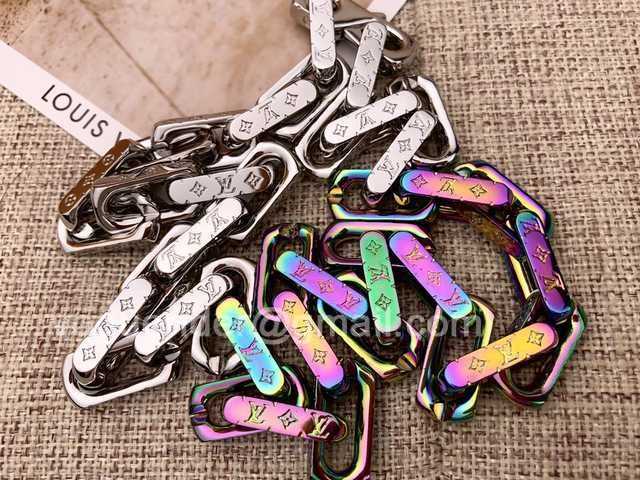 CB10051 LV Necklace