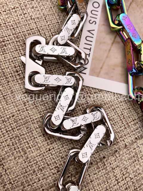 CB10051 LV Necklace