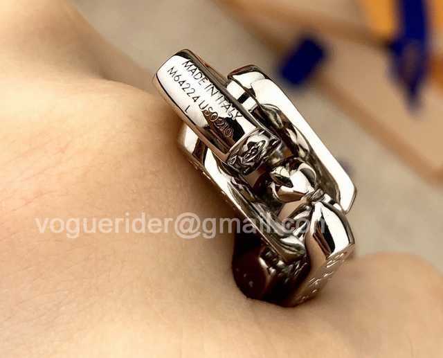 CB10052 LV Bracelet