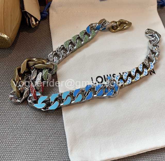 CB10057 LV Necklace CB10057 LV Necklace