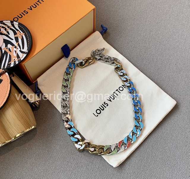 CB10057 LV Necklace CB10057 LV Necklace