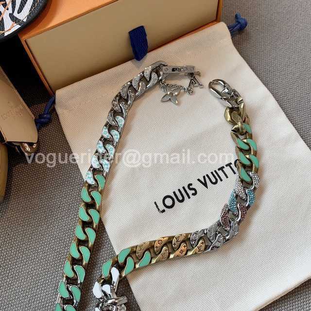 CB10058 LV Necklace CB10058 LV Necklace