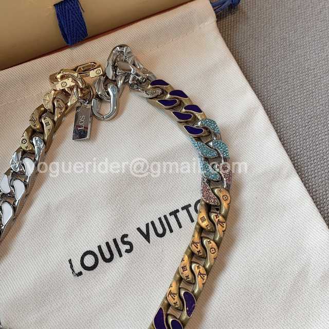 CB10062 LV Necklace