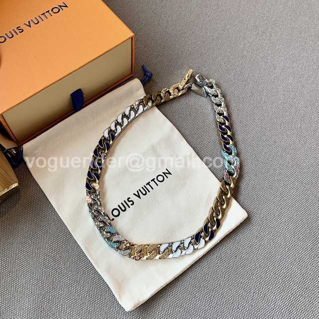 CB10062 LV Necklace