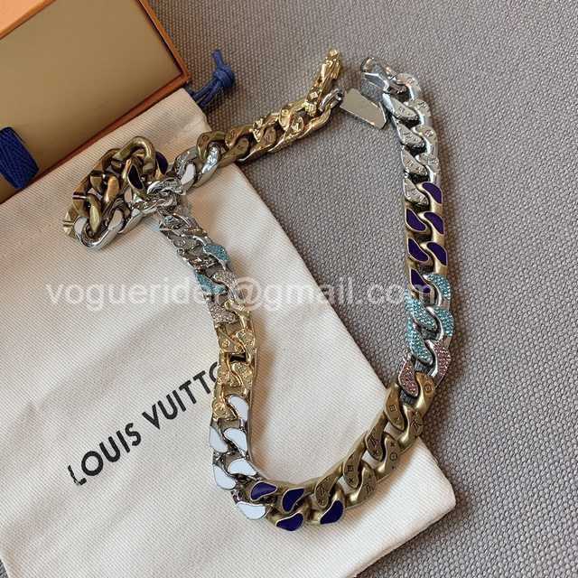 CB10062 LV Necklace