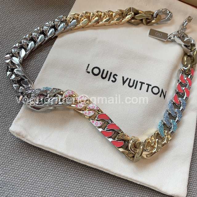 CB10063 LV Necklace