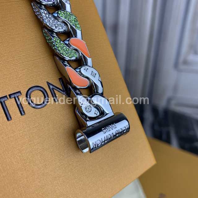CB10069 LV Bracelet