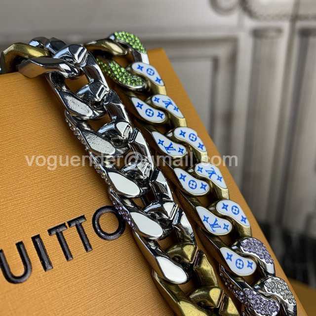 CB10070 LV Necklace CB10070 LV Necklace