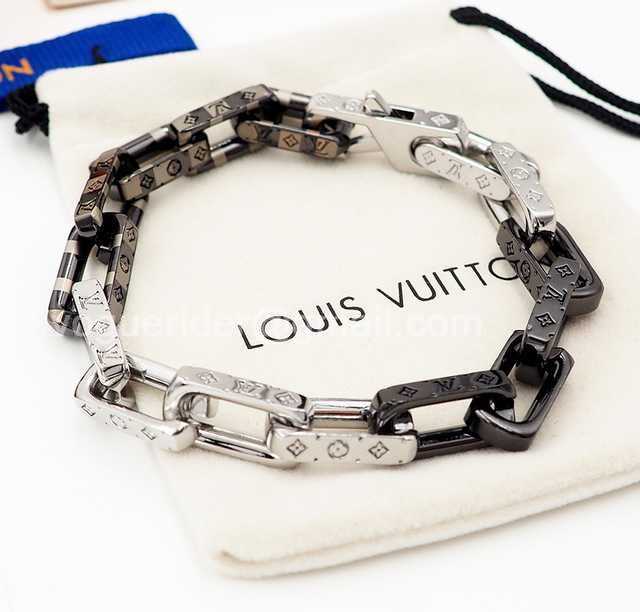 CB10076 LV Bracelet