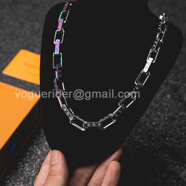 CB10081 LV Necklace CB10081 LV Necklace